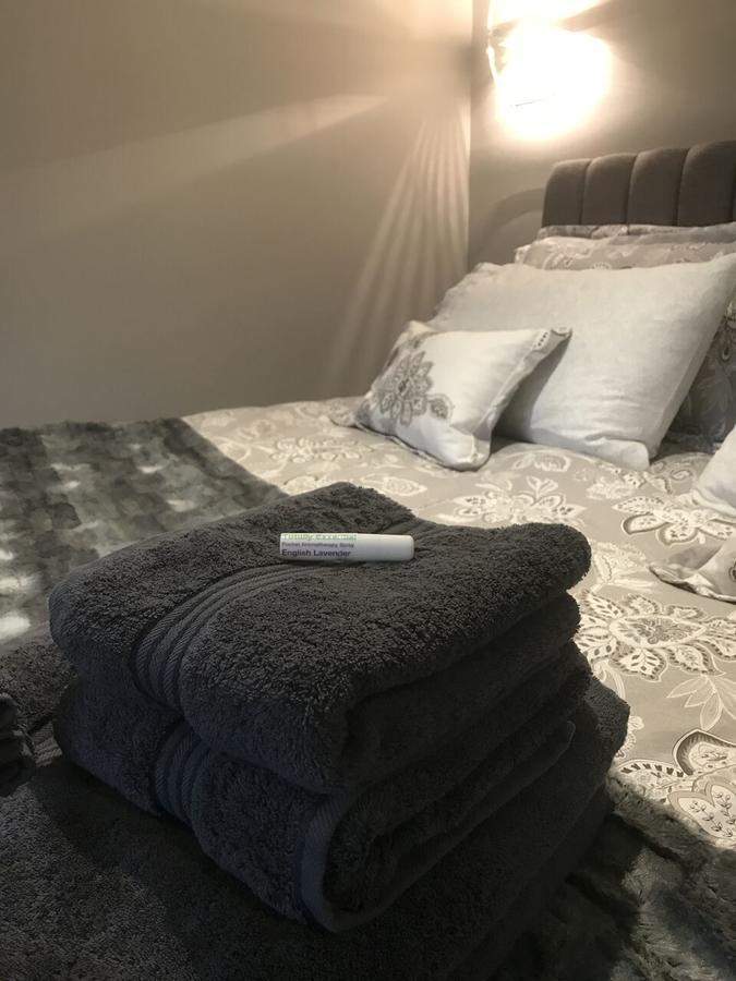 Eccleshall Bed And Breakfast ภายนอก รูปภาพ