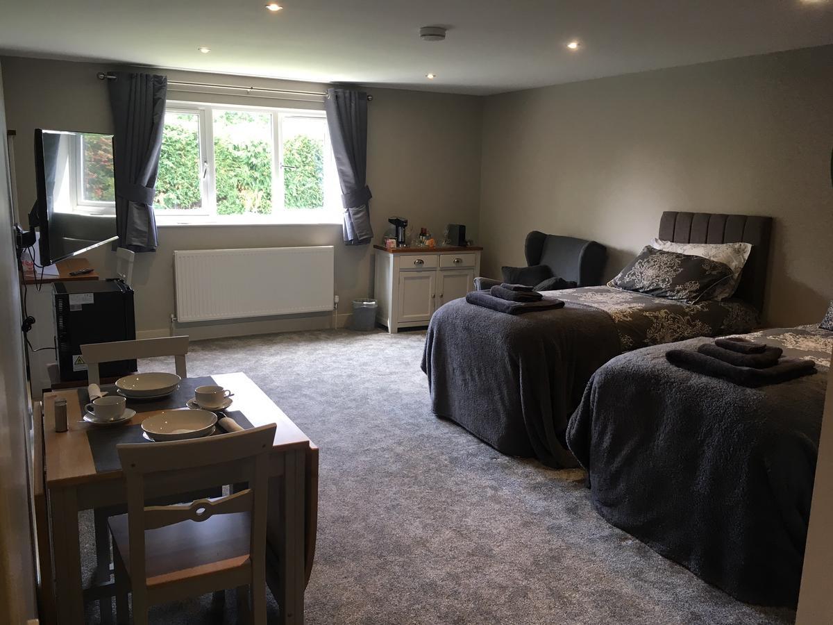 Eccleshall Bed And Breakfast ภายนอก รูปภาพ